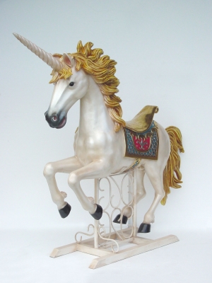 Unicorn on Metal Base (JR 2226)