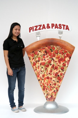 Our 5ft Pizza Slice is very detailed with a mass of toppings & mouth 