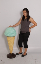 Standing Ice Cream Small - Mint Green 3ft (JR 130017m) - Thumbnail 01