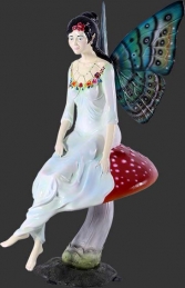 Fairy Sitting on Mushroom (JR 140064) - Thumbnail 01