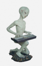 Alien Encounter - Pianist 2ft (JR 1555)