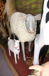 Sheep life-size (JR 1958)