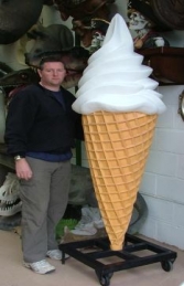 Standing 6ft Whippy Waffle Cone Plain (JR WC6-P)    - Thumbnail 03
