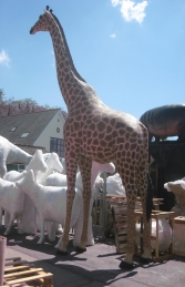 Giraffe 18ft (JR 140039) - Thumbnail 02