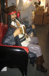 Pirate with Beer Sitting (JR 2931) - Thumbnail 02