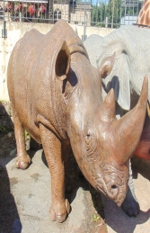 Rhino Life-size (JR 140042) - Thumbnail 03