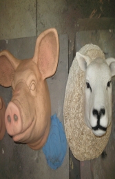 Pig Head (JR 0027)    - Thumbnail 03