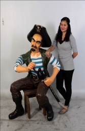 Seated Pirate Pedro 5.5ft (JR 110054)		