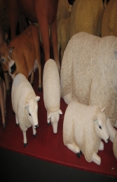 Texelaar Sheep Lying Down - Small (JR 120023) - Thumbnail 02