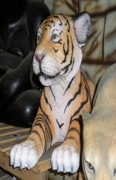 Tiger Cub Lying- Large (JR 3316) - Thumbnail 02