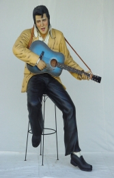 Elvis style Singer seated with Guitar Life-size (JR 1512) - Thumbnail 01