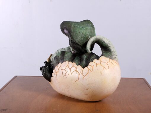 BABY T REX HATCHING JR 140034 - Image 6