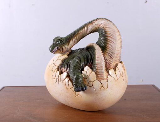 BABY BRACHIOSAURUS HATCHING JR 140036 - Image 2