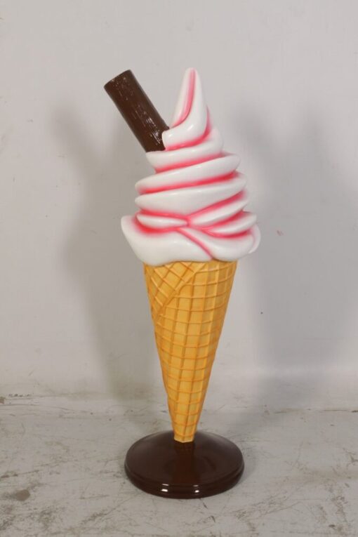 WHIPPY ICE CREAM STANDING 4FT WITH FLAKE JR 0045 - Image 4