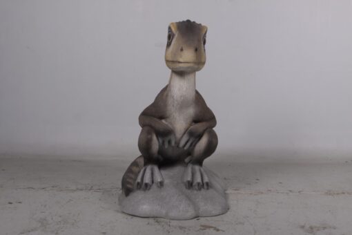 THEROPOD JUVENILE SITTING JR 170204 - Image 4
