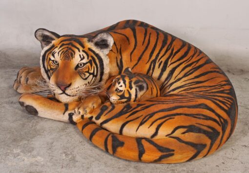 TIGERESS WITH CUB JR 120011 - Image 2