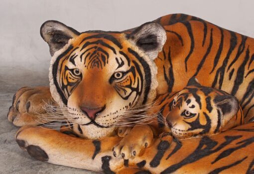 TIGERESS WITH CUB JR 120011 - Image 10