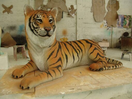 TIGER LYING JR 2366
