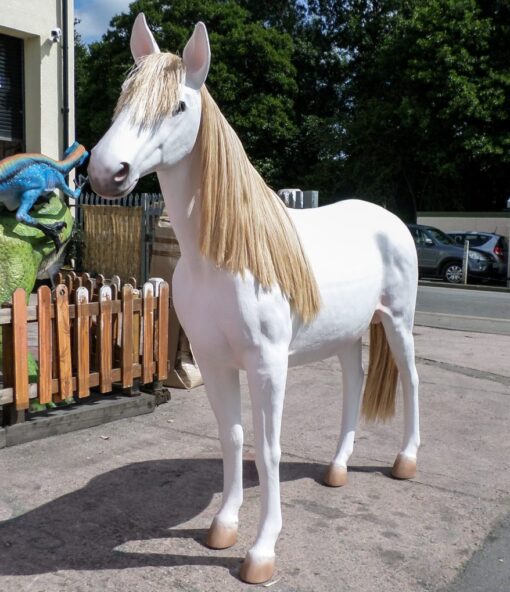 HORSE STANDING JR 1694 - Image 2