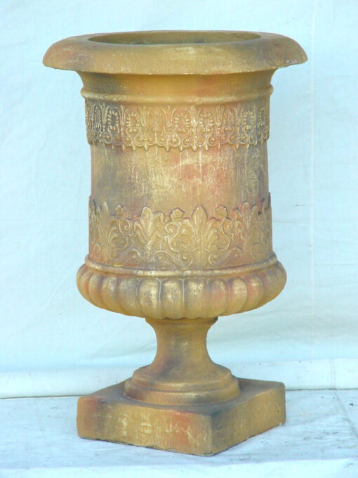 VASE WITH FRENCH LILY JR 1528
